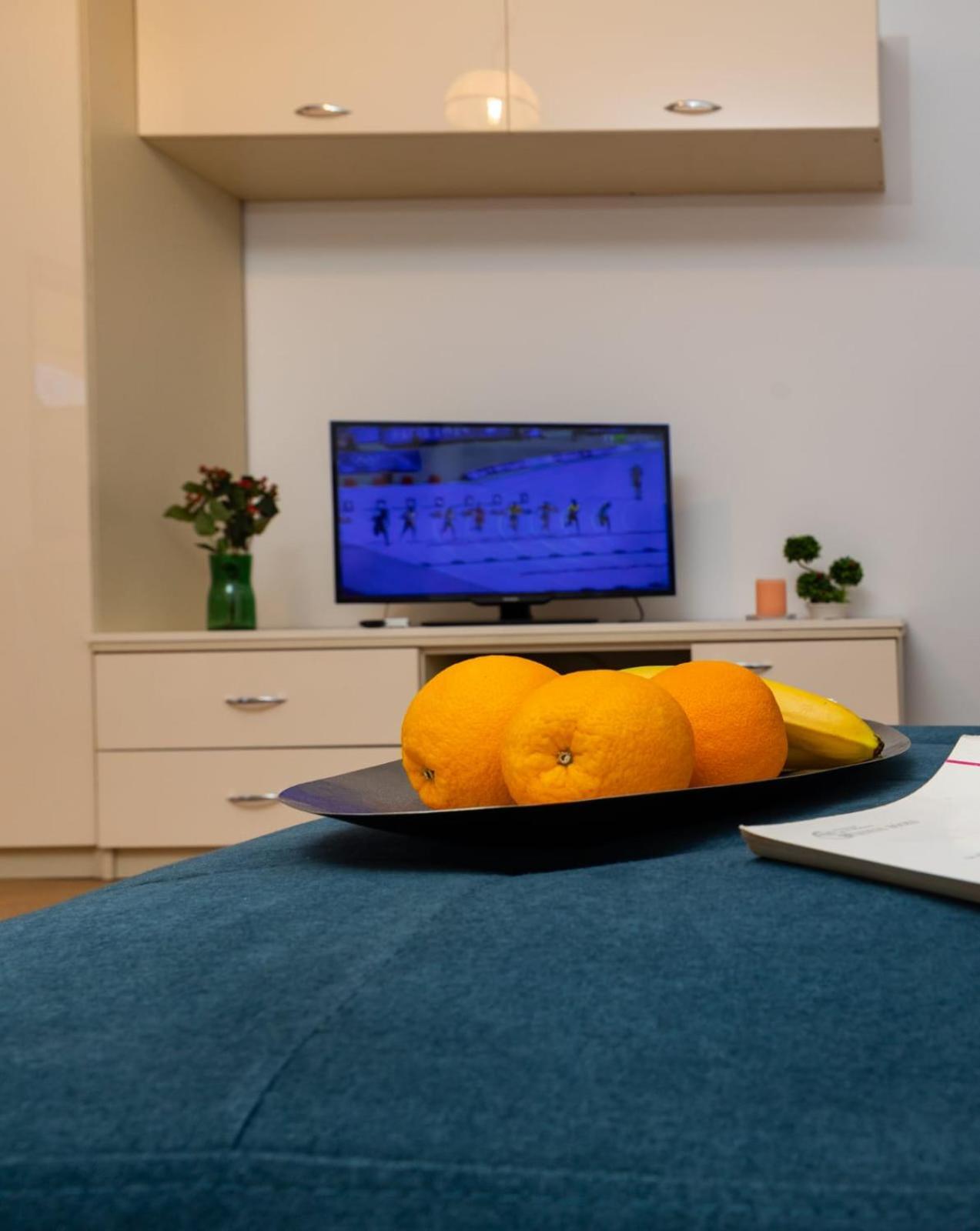 Studio Deluxe Uniri Βουκουρέστι Εξωτερικό φωτογραφία